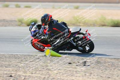 media/Oct-16-2022-TrackXperience (Sun) [[236a00b5b6]]/Group 3/session 2 turn 11/
